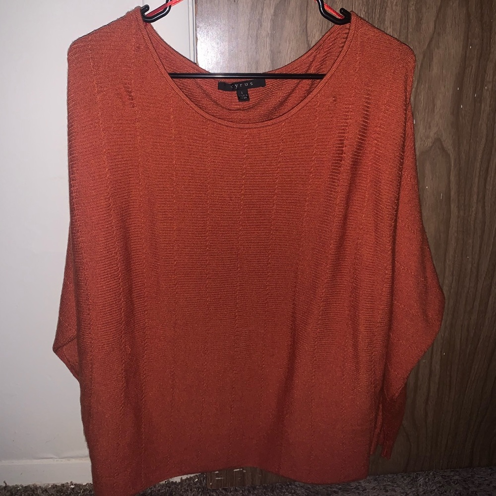 Cyrus light-weight sweater
